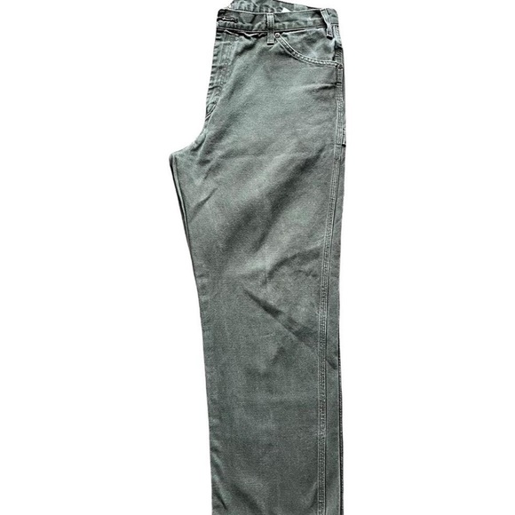 Gray faded dickies carpenter pants
Size 36x30 - Picture 2 of 3